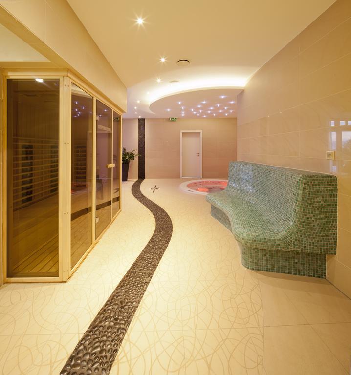 Hotel Green Dolny Kubin Extérieur photo