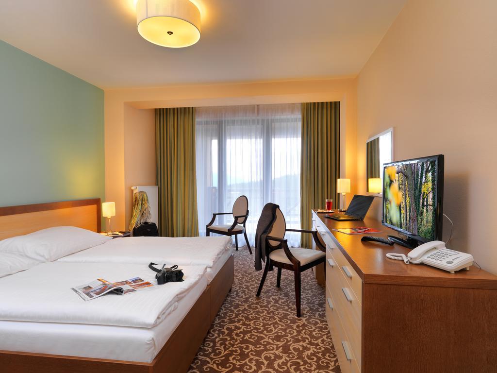 Hotel Green Dolny Kubin Extérieur photo