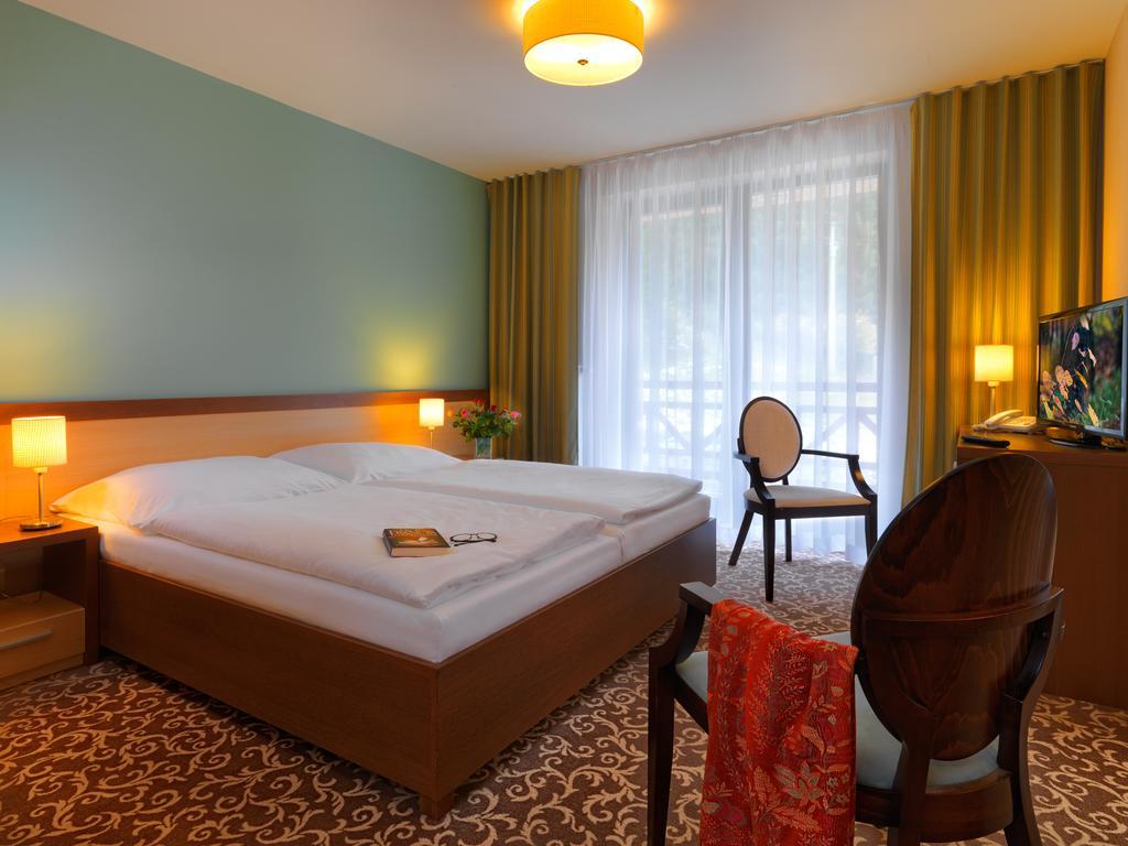 Hotel Green Dolny Kubin Extérieur photo